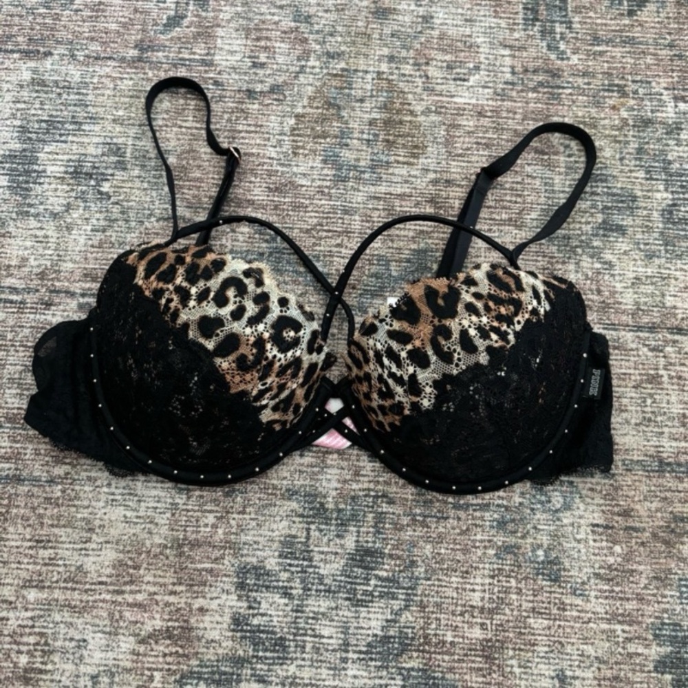 Victoria’s Secret push up leopard lace bra